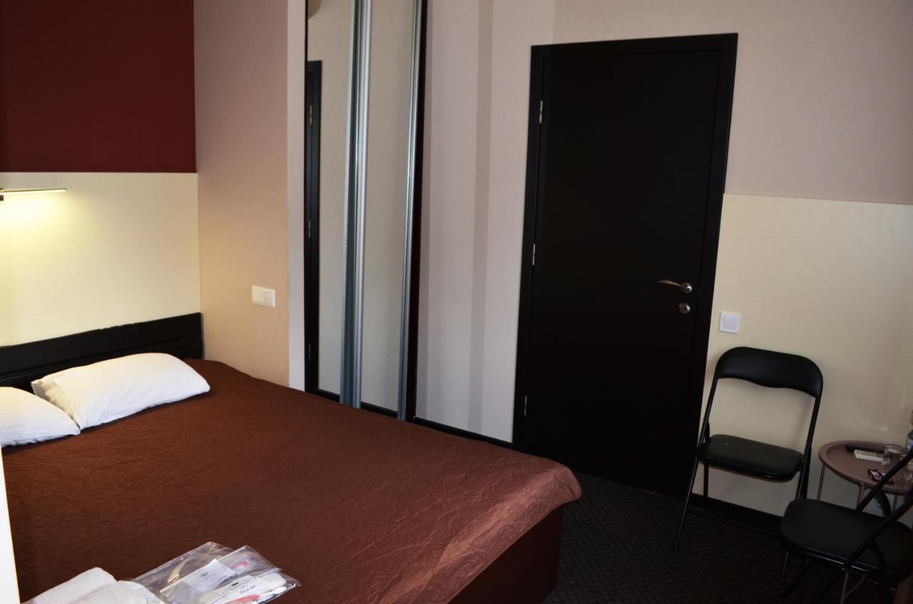 Tsaritsynskiy Hotel Kharkiv Extérieur photo