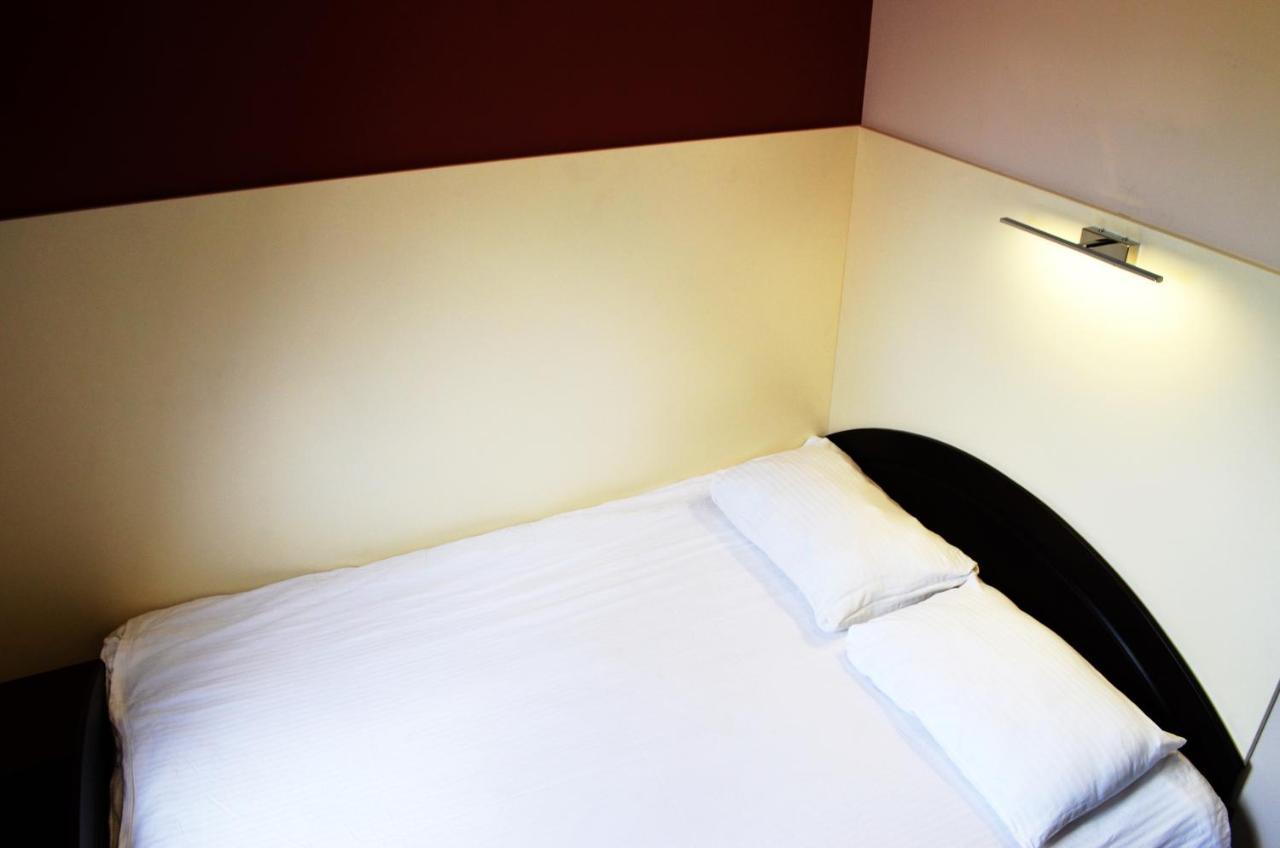 Tsaritsynskiy Hotel Kharkiv Extérieur photo