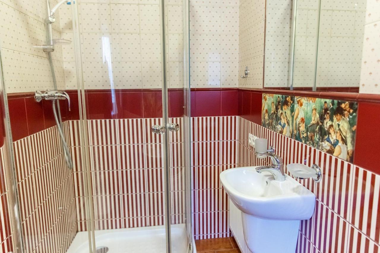 Tsaritsynskiy Hotel Kharkiv Extérieur photo