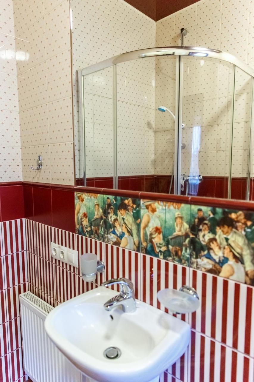 Tsaritsynskiy Hotel Kharkiv Extérieur photo